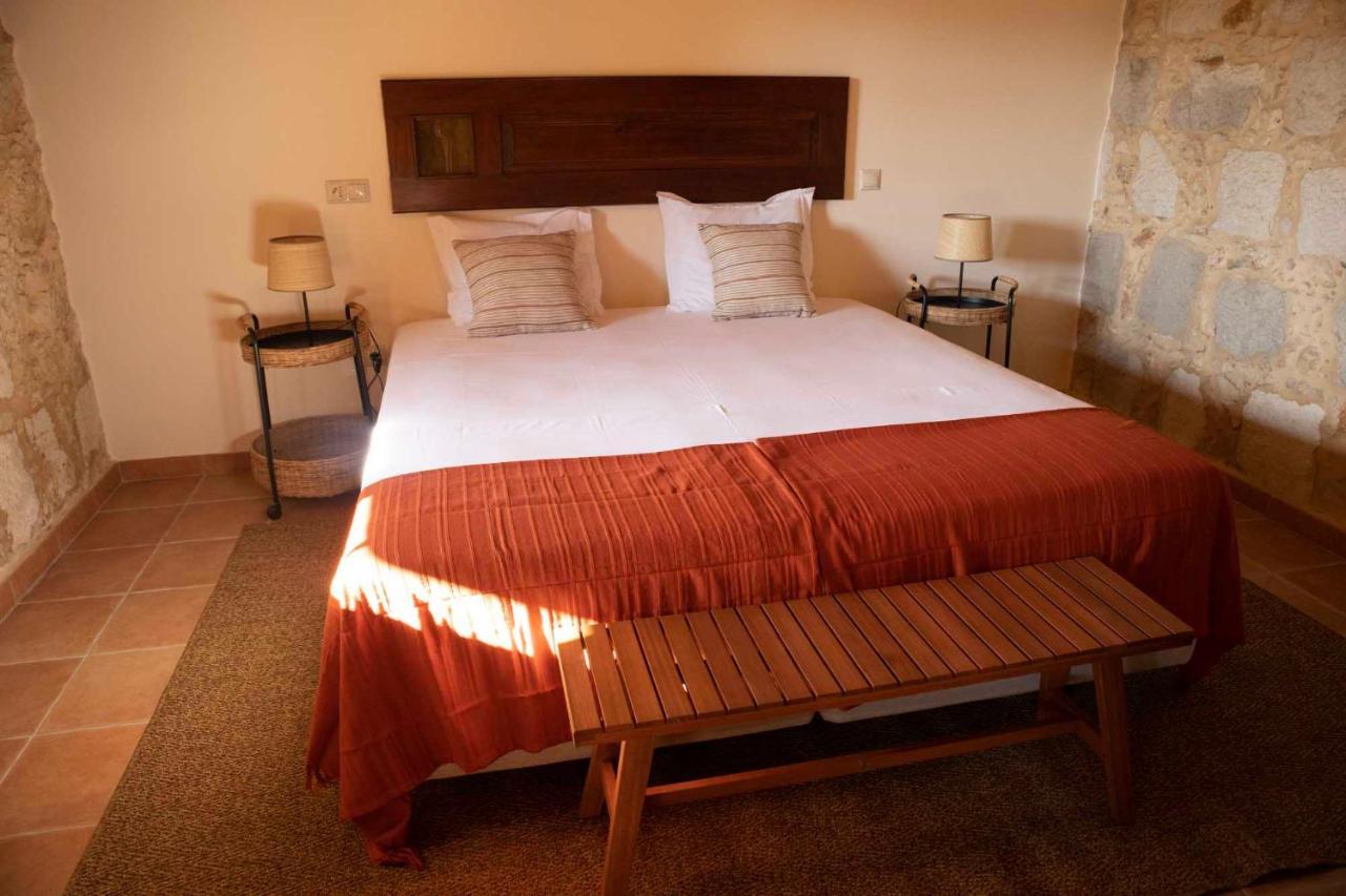 Bed and Breakfast O Pombal Alcanena Exterior foto