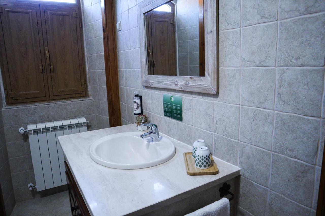 Bed and Breakfast O Pombal Alcanena Exterior foto