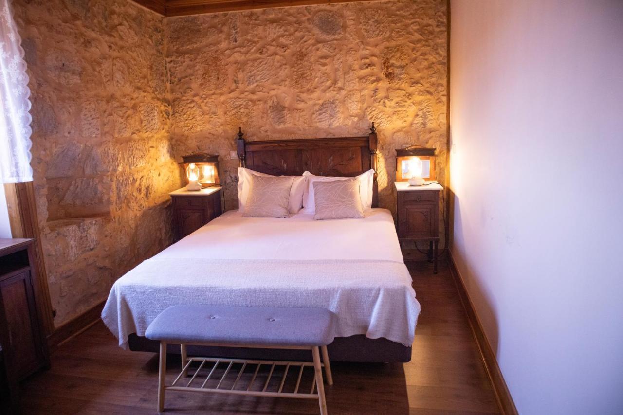Bed and Breakfast O Pombal Alcanena Exterior foto